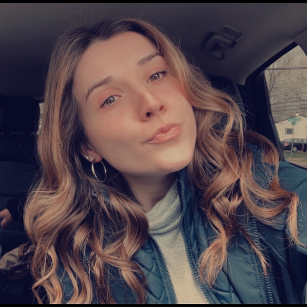 Meet your Posher, Rebecca